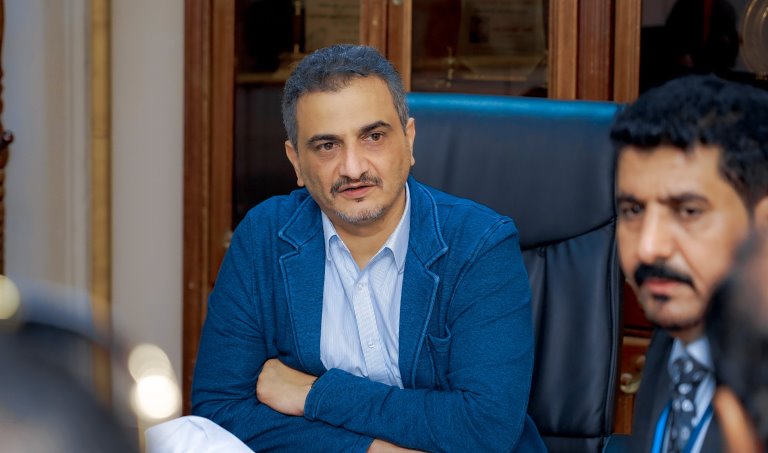 محافظ عدن يوجه بوقف أعمال البناء في أراضي هذه المناطق