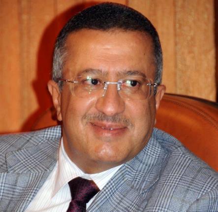 تقديم كتاب خيوط الظلام