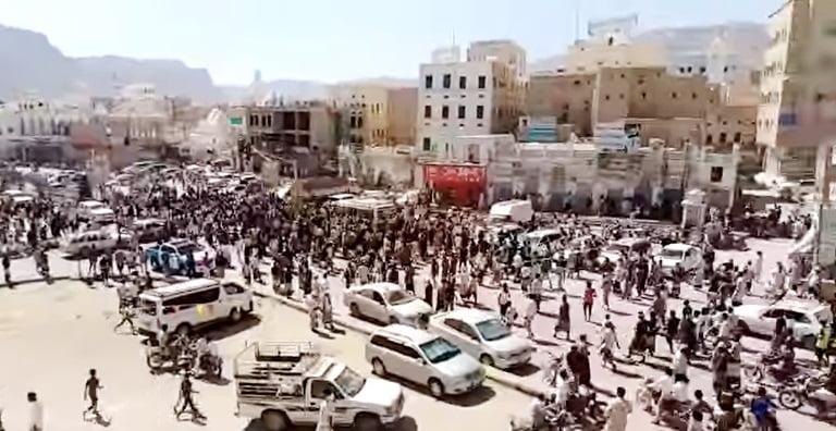احتجاجات سيئون: بيانات مؤتمر حضرموت الجامع والانتقالي واللجنة الأمنية