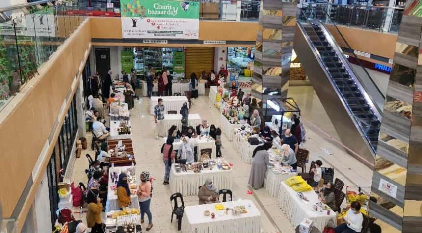 باراز خيري في ماليزيا لدعم النازحين في اليمن
