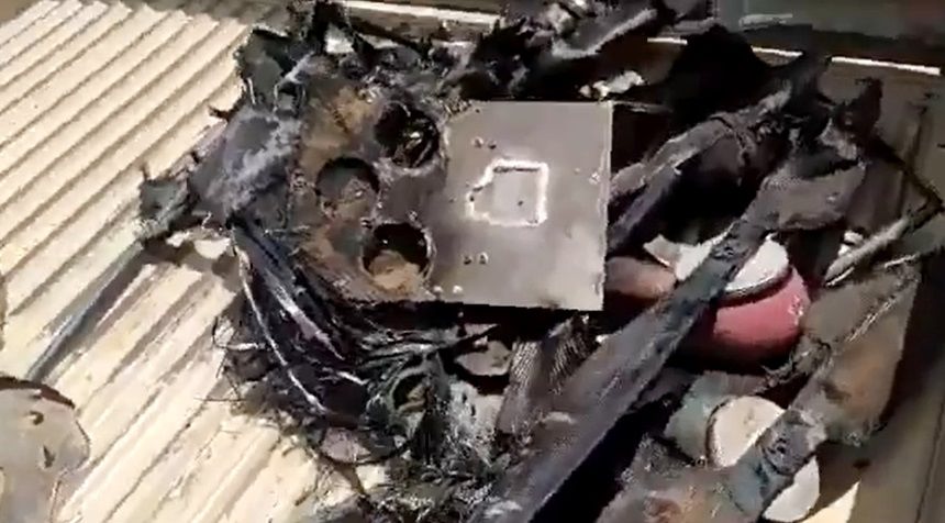 الحكومة: طائرة إيرنية مسيرة تتبع الحوثيين استهدفت مدنيين في الدريهمي