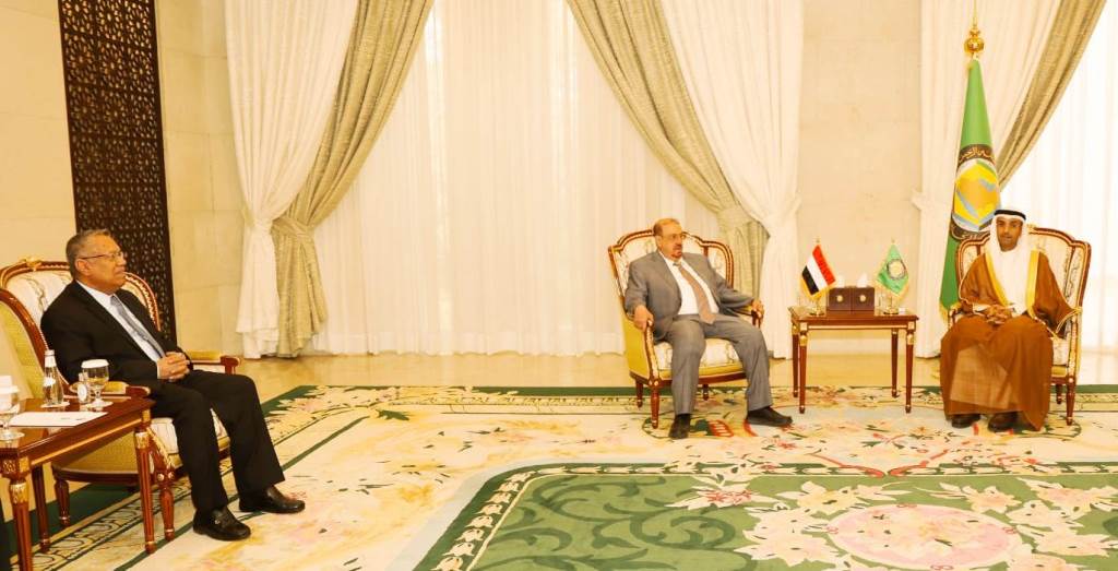 تحضيرات المشاورات اليمنية في الرياض: البركاني وبن دغر يلتقيان الحجرف وآل جابر
