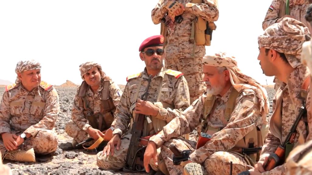 رئيس الأركان: خروقات الحوثي تثبت أنها لا تعيش إلا في دمار