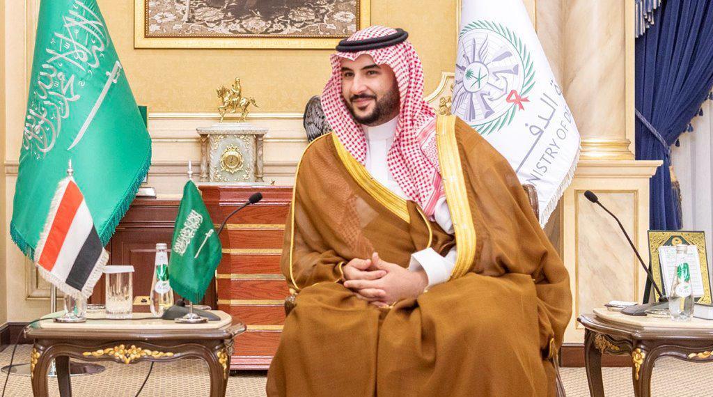 خالد بن سلمان يقدم توضيحات حول خطة الدعم السعودي لليمن