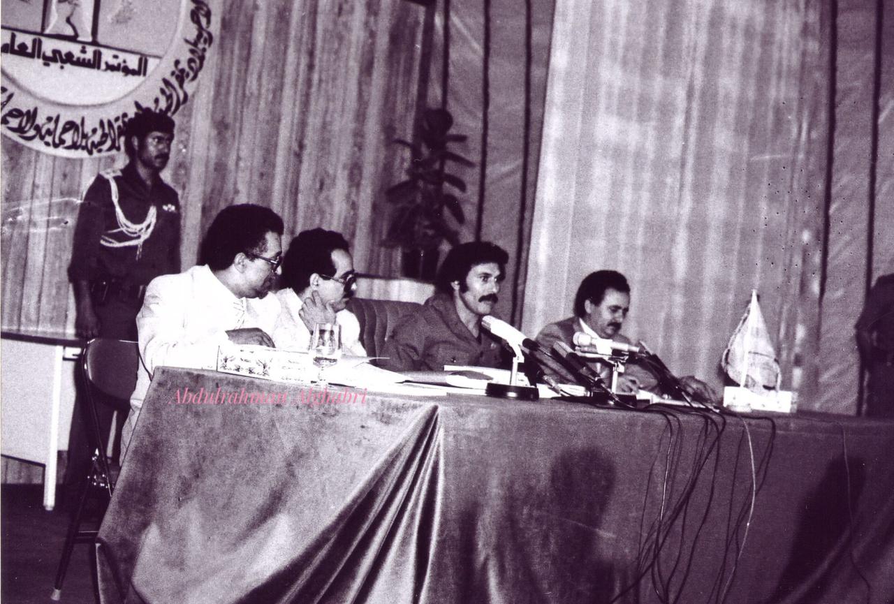 صور من قاعة تأسيس المؤتمر الشعبي العام 1982 بعدسة الغابري