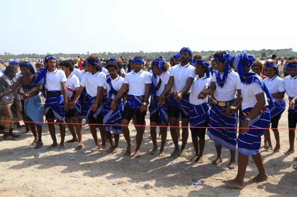 شاهد - جانب من المهرجان الكرنفالي في الخوخة جنوب الحديدة