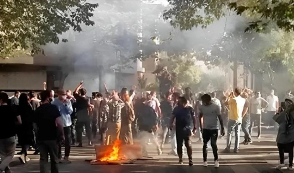 انتفاضة إيران نجاح ميداني وسياسي
