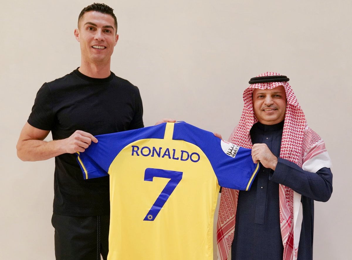 كريستيانو رونالدو إلى فريق النصر السعودي - الصفقة الأكبر آسيويا
