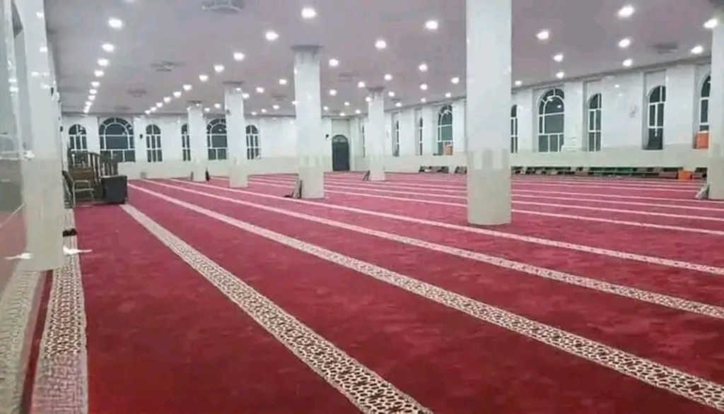 مصادر: الحوثيون يغلقون مركز التوحيد لتحفيظ القرآن في إب