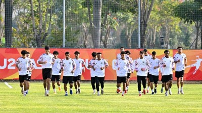 الصين: منتخب اليمن للشباب يجري تدريباً استعداداً لنهائيات كأس آسيا