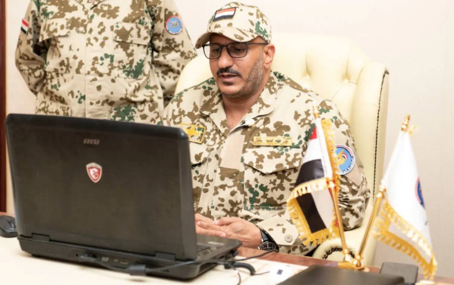 طارق صالح: مفتاح الحل دعم القوات اليمنية على الأرض